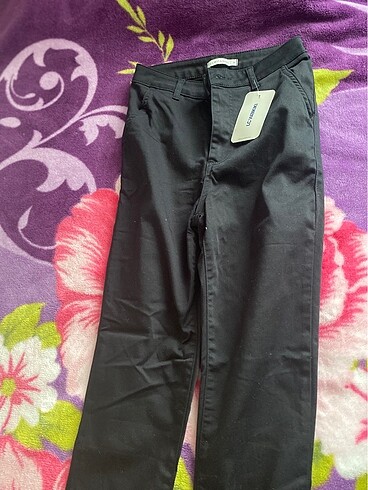 34 beden Siyah kot pantolon