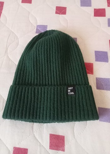 Yeşil Örgü Sıcak Bere - Görsel 2