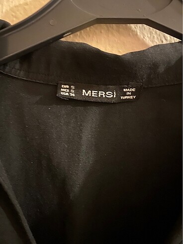 s Beden Siyah Gömlek