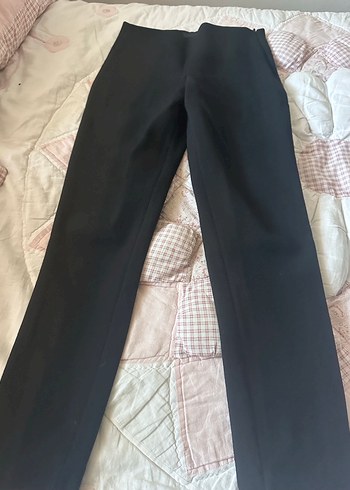 Zara İspanyol paça siyah pantolon kumaş