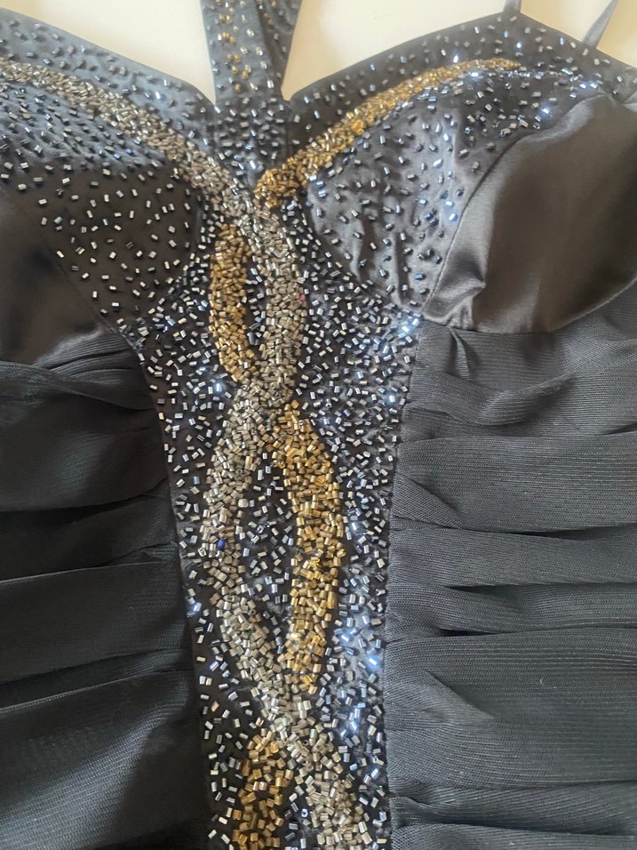 İnce Askılı Siyah Payetli Midi Abiye Elbise - Görsel 4