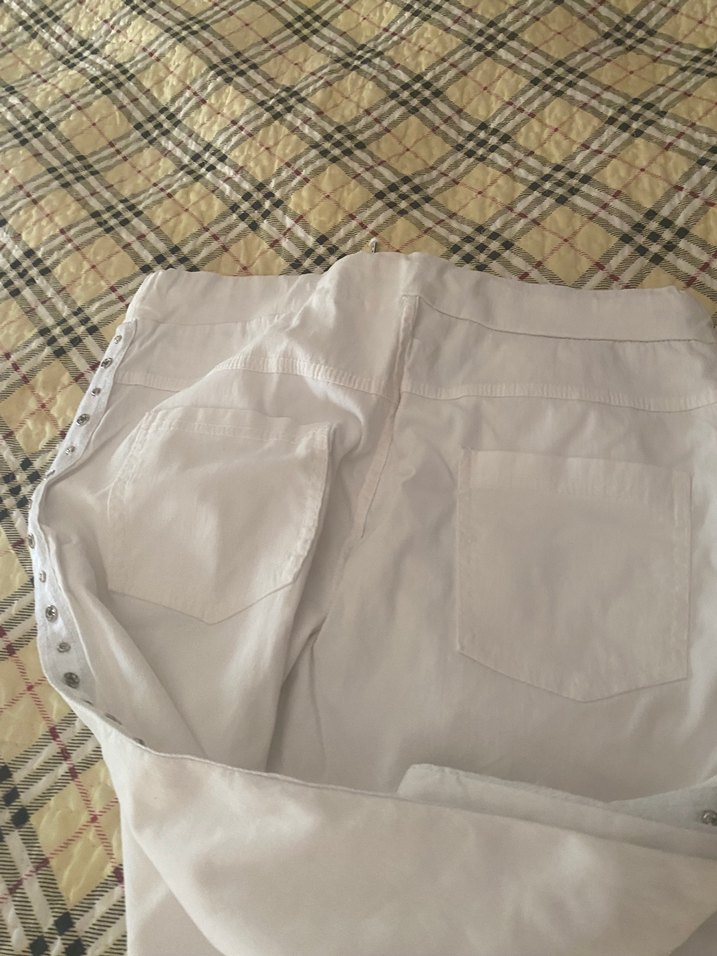 Kadın Beyaz Midi Pamuklu Düğmeli Pantolon - Görsel 2