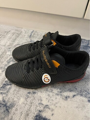 Galatasaray Orijinal Galatasaraylı Halı Saha Ayakkabısı