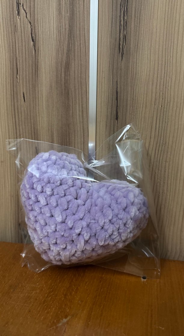 Kalp Şeklinde Mor yastık küçük boy - Görsel 2