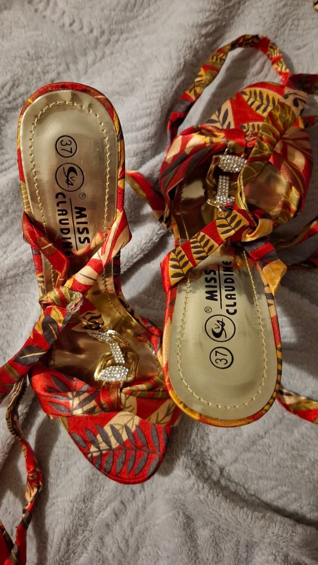 Avangart Bağlama Detaylı Saten Topuklu Taşlı Kadın Ayakkabı - Görsel 5