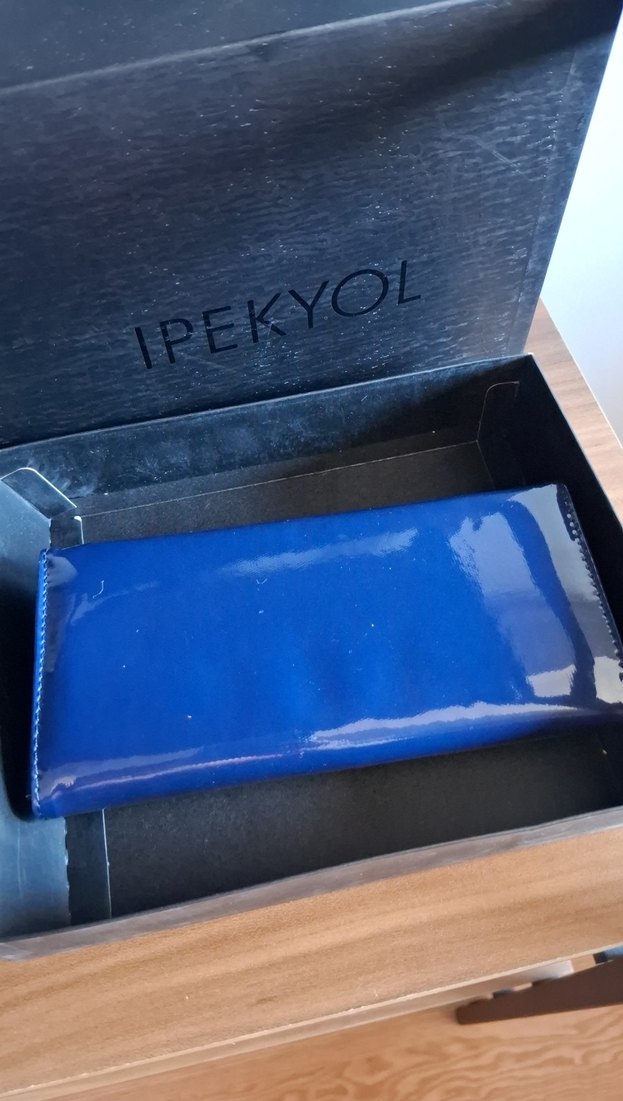 IPEKYOL Parlak Mavi Deri Cüzdan - Görsel 2