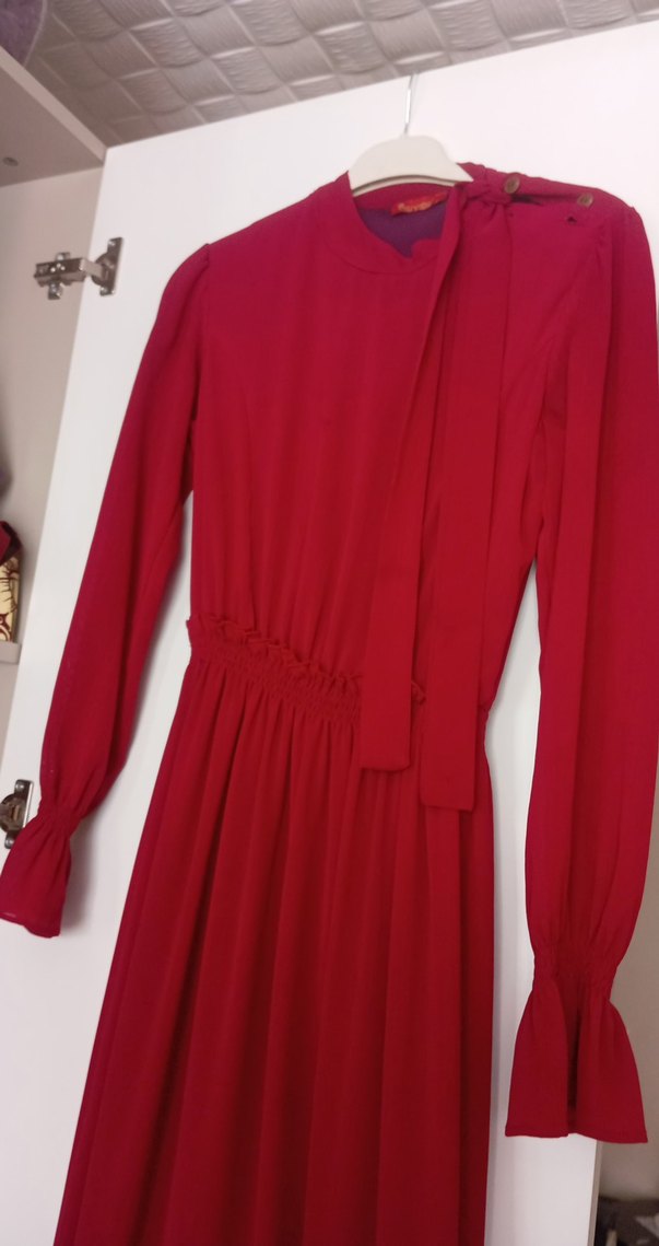 nar Kırmızı Uzun Kollu Pilili Kadın Elbise - Görsel 3