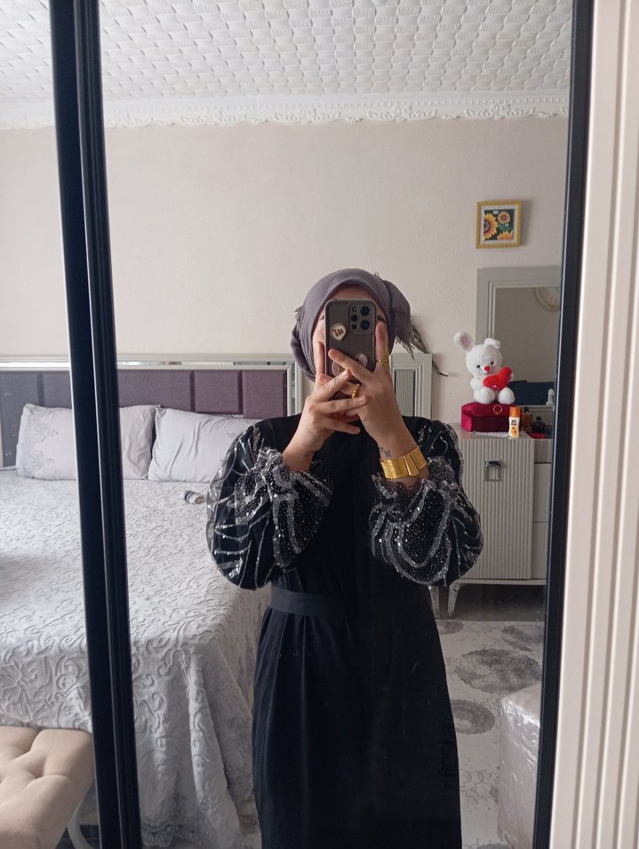 Uzun Kollu Siyah Nakışlı Gotik elbise - Görsel 5