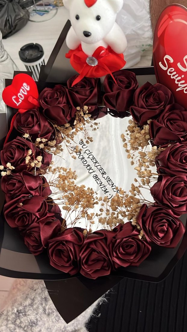 Bordo Gül Buketi ve Ayıcık Hediye Seti - Görsel 2