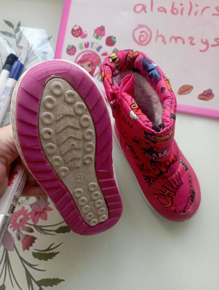 LC Waikiki 27 numara çocuk bot - Görsel 5