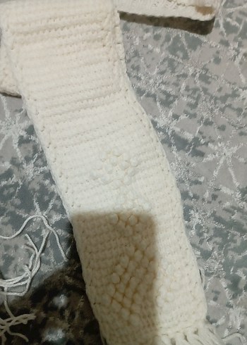 Çocuk Beyaz Örgü Bere ve Atkı Seti - Görsel 4