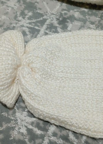 Çocuk Beyaz Örgü Bere ve Atkı Seti - Görsel 6