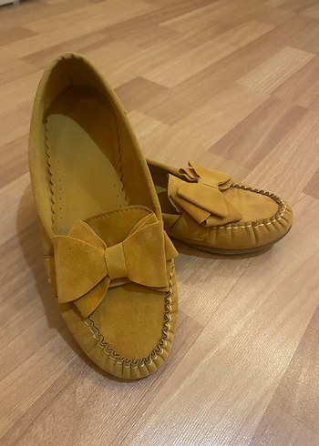 Bej Süet Fiyonklu Dolgu Topuk Kadın Babet