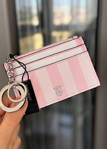 Pembe Deri Çizgili Fermuarlı Kadın Cüzdanı