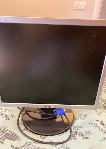 Gri Exper Monitör