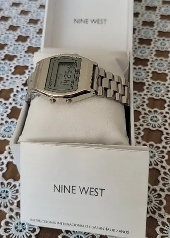 Nine West Gri Dijital Kadın Saati - Görsel 2