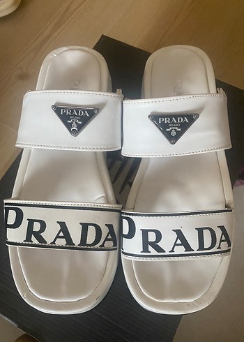 Prada Prada Beyaz Platform Topuklu Kadın Terlik