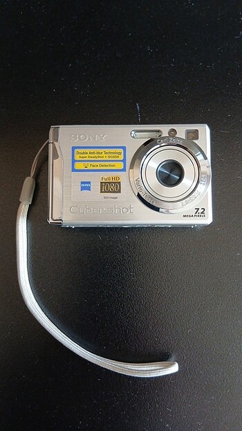 SONY DİGİTAL FOTOĞRAF MAKİNESİ