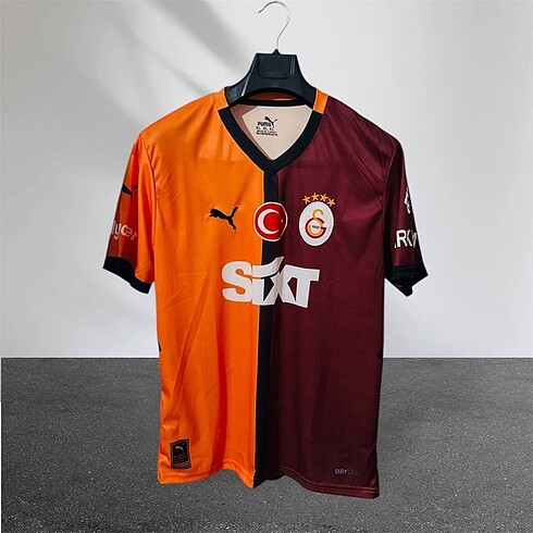 GALATASARAY 2025 YENİ SEZON FORMASI