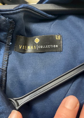 Lacivert V Yakalı Uzun Drapeli Abiye Elbise - Görsel 4