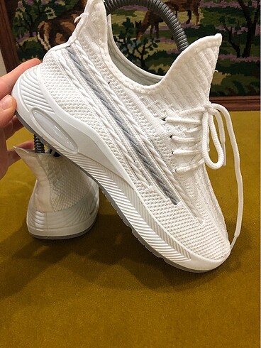 37 Beden beyaz Renk ADİDAS ULTRA BOOST AYAKKABI ????