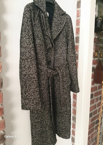 Mango Desenli Kuşaklı Kaban - Görsel 3