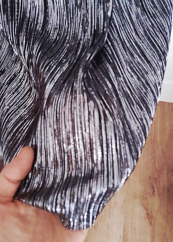 Kadın Siyah Gri Pilili Uzun Etek - Görsel 4