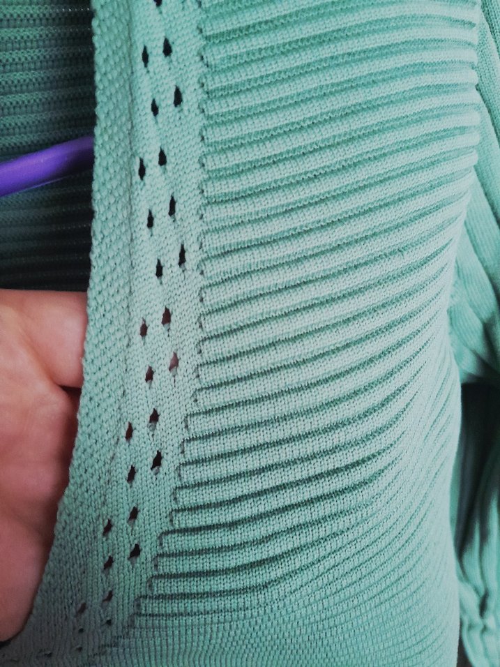 Bohem Tarz Pastel Yeşil V Yaka Kadın Kazak - Görsel 3