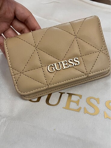 Guess cüzdan