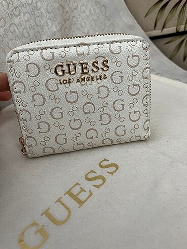 Guess cüzdan