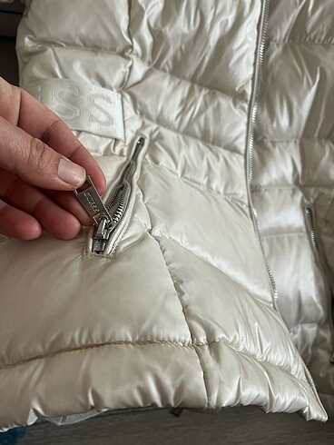 m Beden Guess mont ve çanta