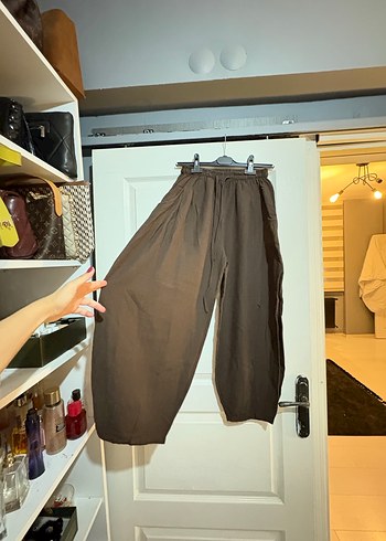 Kadın Kahverengi Keten Pilili Geniş Paça Pantolon