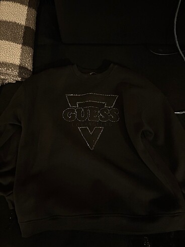 Guess sweat