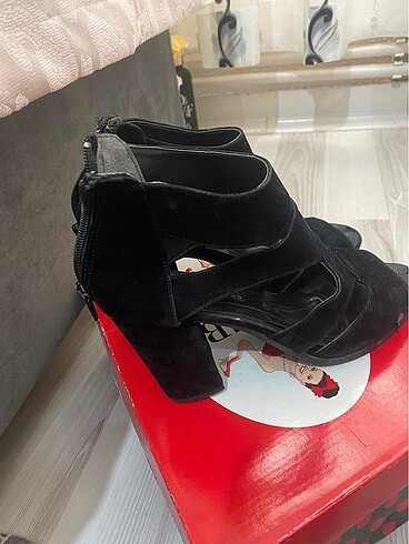 Bayan topuklu - Görsel 3