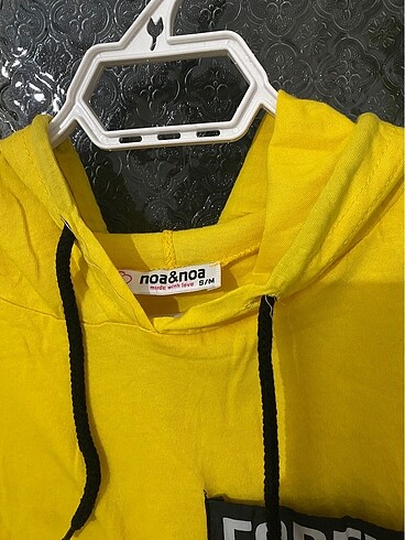 Kapşonlu tişört - Görsel 2