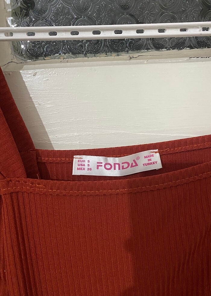 Crop tişört - Görsel 2