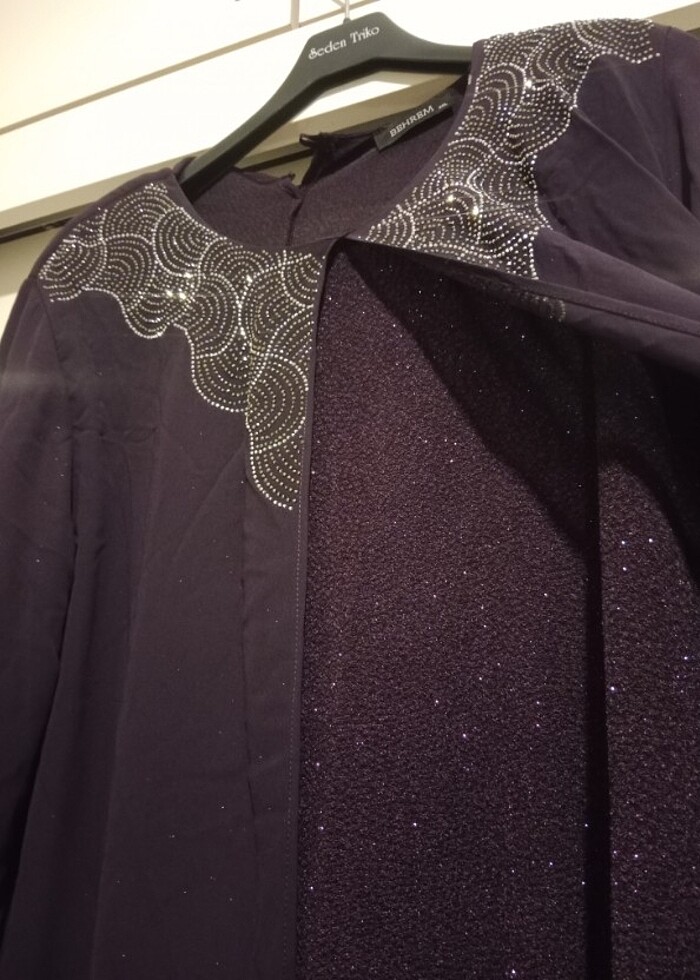 Şifon ve taş detaylı simli abiye - Görsel 4