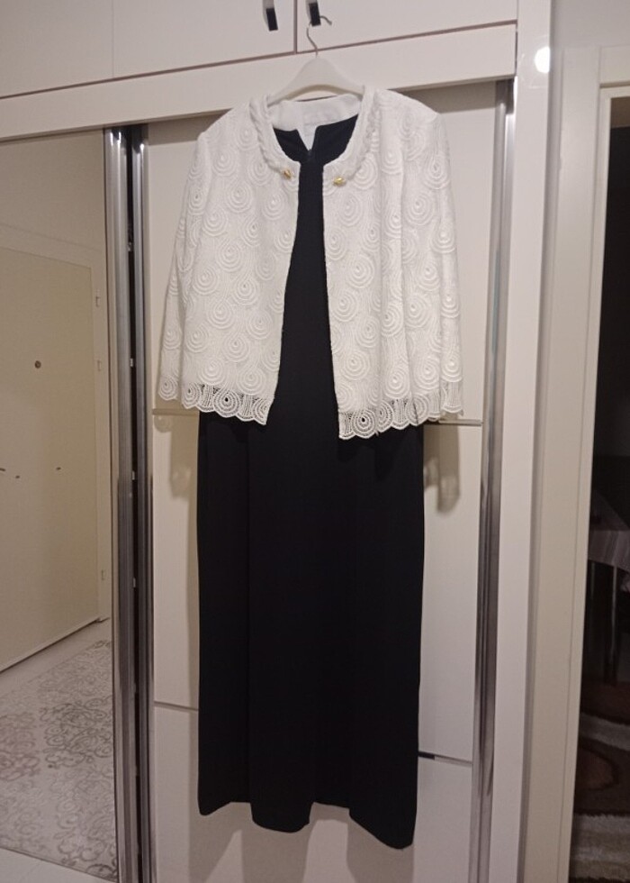 Güpur tasarım ceketli elbise - Görsel 2