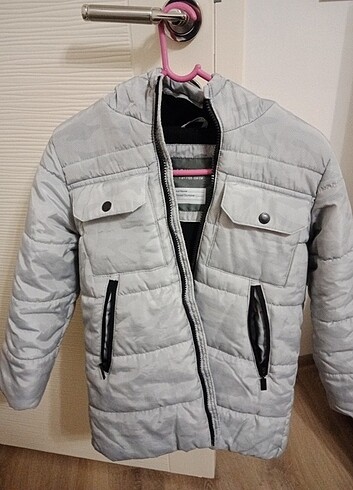 Hiç giyilmemiş çocuk montu - Görsel 3