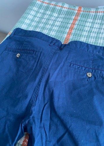 Düğmeli Mavi Pamuklu Erkek Bermuda Şort - Görsel 4