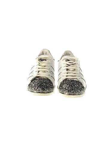 38 Beden Adidas Spor Ayakkabı %70 İndirimli.