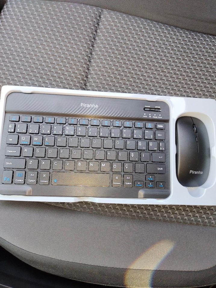 Piranha 2'si 1 Arada Kablosuz Klavye ve Mouse - Görsel 3