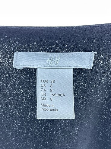 38 Beden siyah Renk H&M Bluz %70 İndirimli.