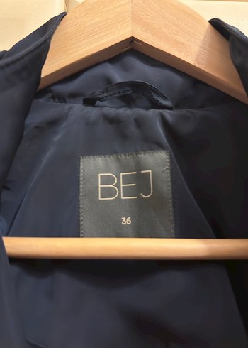 Bej Factory Lacivert Yağmurluk - Görsel 3