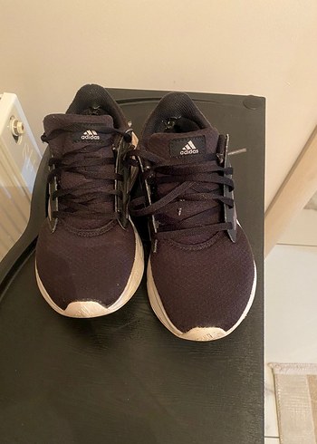 Adidas Gri Kadın Spor Ayakkabı Velcro Detaylı