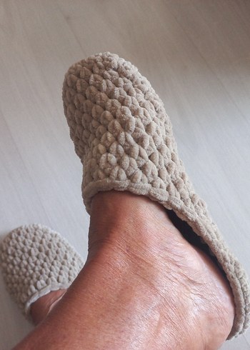 38,5 Beden Ünisex, Örgü Ev Terliği. RENK VE NUMARA SIPARISI ALIYORUM.