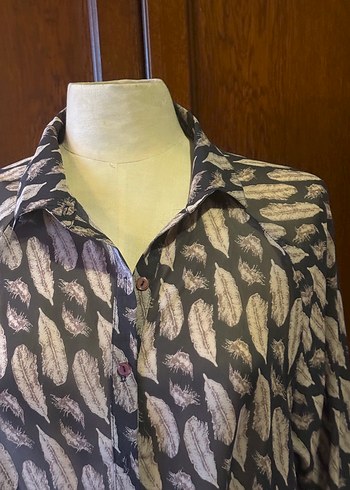 Ellison Marka Desenli Bluz  Düğmeli  Dökümlü Kesim

Çok temiz - Görsel 3