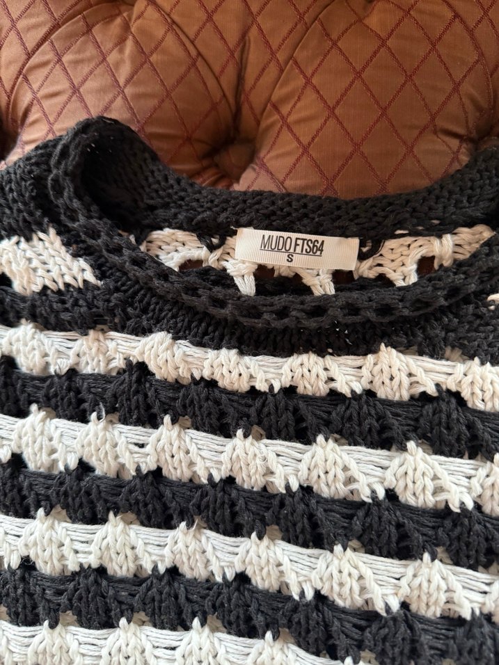 Mudo Siyah Beyaz Örgü Kazak  Beden S  Pamuk Karışımlı - Görsel 3