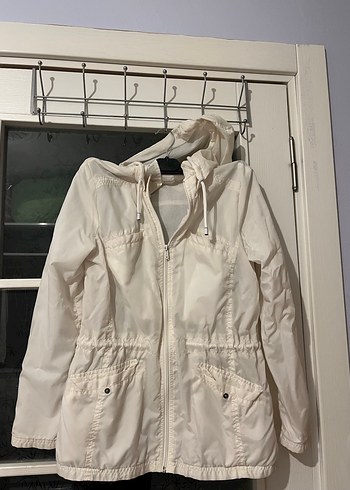 Beyaz Fermuarlı Kadın yağmurluk ceket - Görsel 2