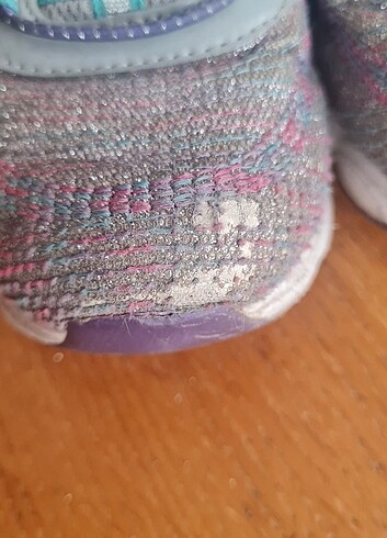 34 Beden çeşitli Renk Skechers 34 numara ışıklı kız çocuk ayakkabısı
